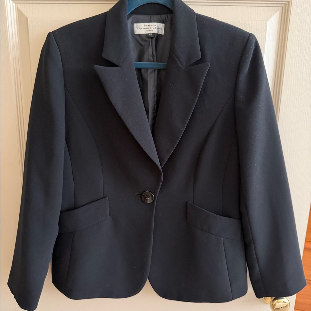 Tahari Classic Black Blazer